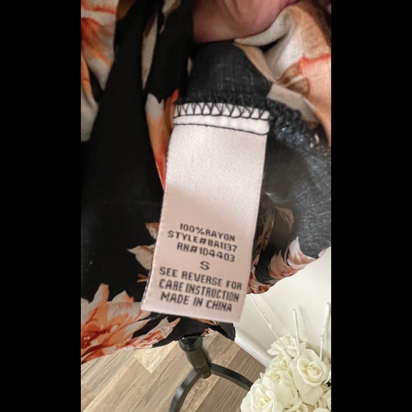 🌈 3/$40 Floral Mini Dress - Picture 6 of 8